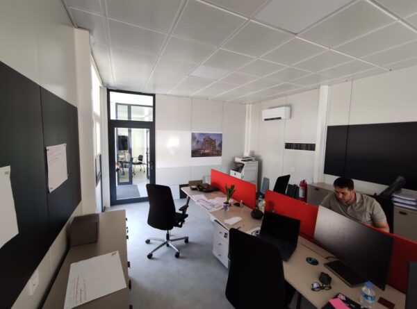 Demountable Container